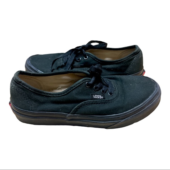 Vans Black Classics - Picture 1 of 6